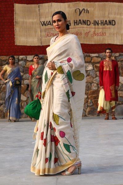 Model wearing the Pattachitra collection at the 5th edition of Walking hand-in-hand by CDS Art Foundation in Delhi
