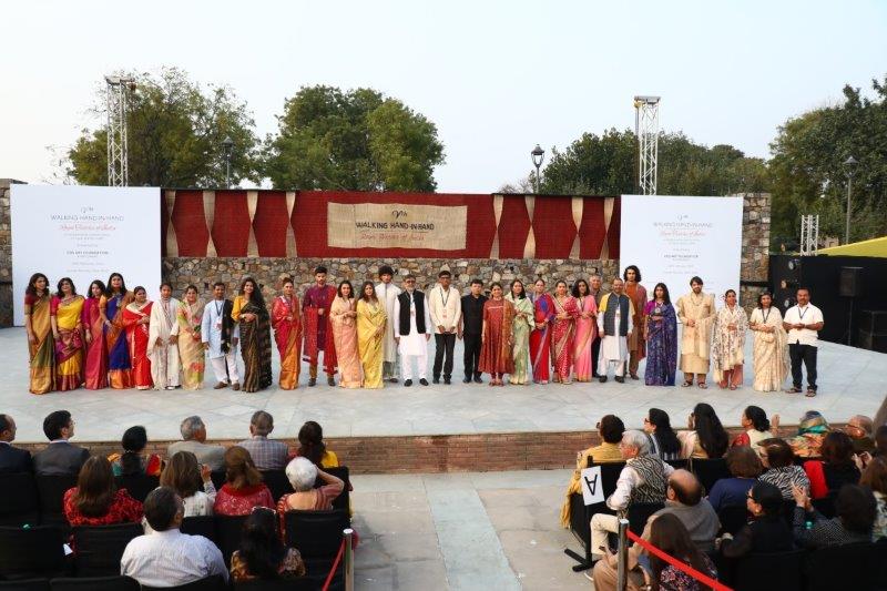 The artisans and designers take a bow at the grand finale of the 5th edition of Walking hand-in-hand by CDS Art Foundation in Delhi
