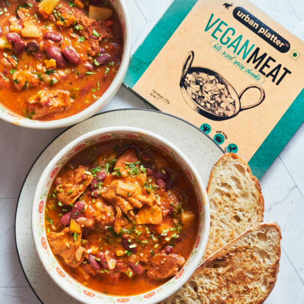  VEGAN HAM AND BEAN STEW – A QUICK DELICIOUS, HEALTHY AND SOULFUL MEAL 