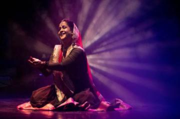  An ode to the Mehfil of Nawabs by Kathak Exponent Rani Khanam