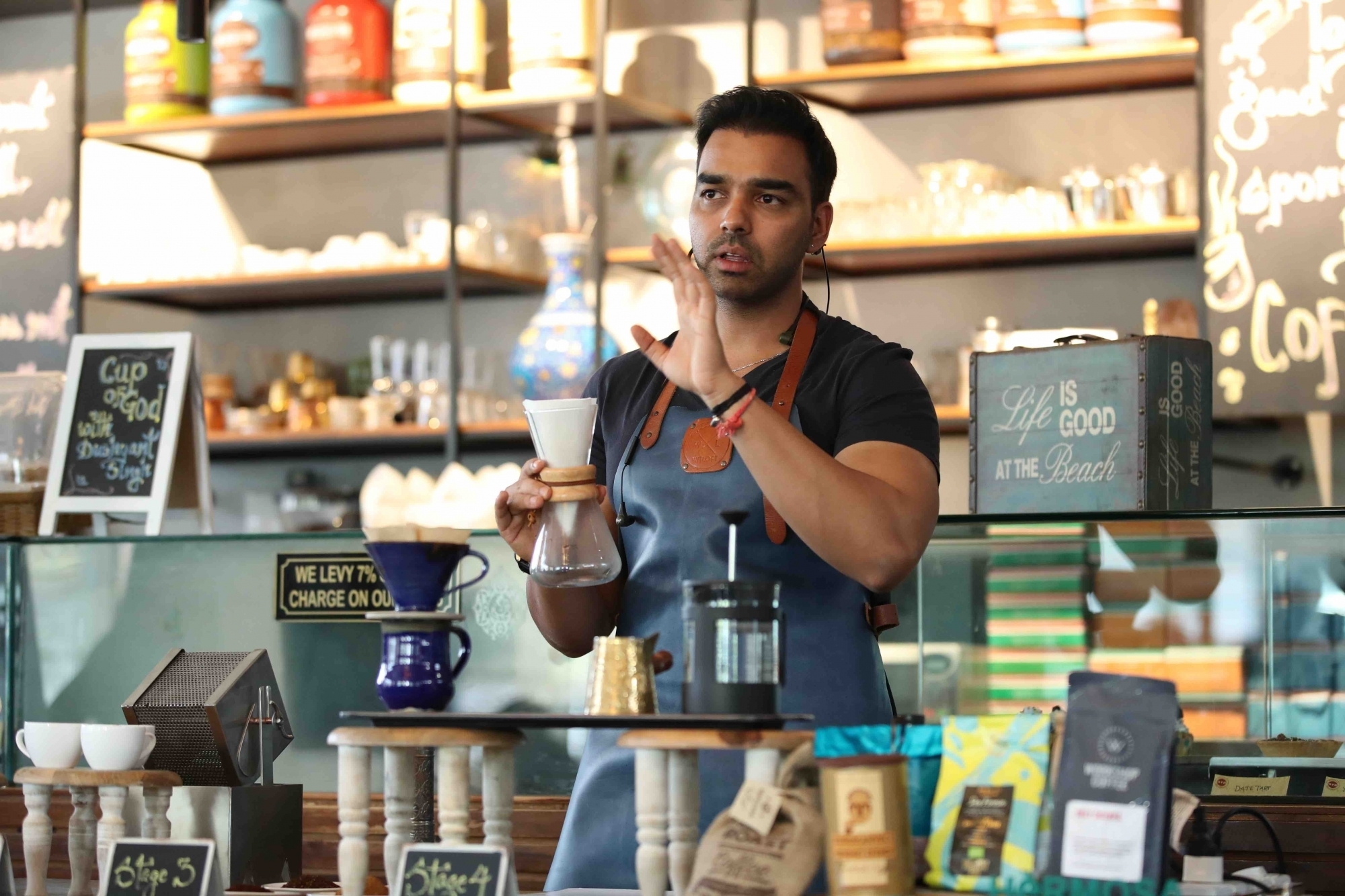 aipur: 'Lost recipes and sustainability' was discussed at length at the recently held International Food Festival, Gourmet Getaway, which was the third edition of the event, in Jaipur. Restaurateur & Food Entrepreneur Dushyant Singh conceptualised and implemented the idea of organising this culinary affair in Jaipur where food connoisseurs have been gathering to celebrate their love and passion for food sizzling delicacies from around the world