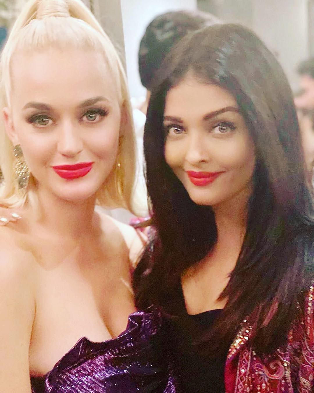 Aishwarya Rai Bachchan posts this picture with Katy Perry