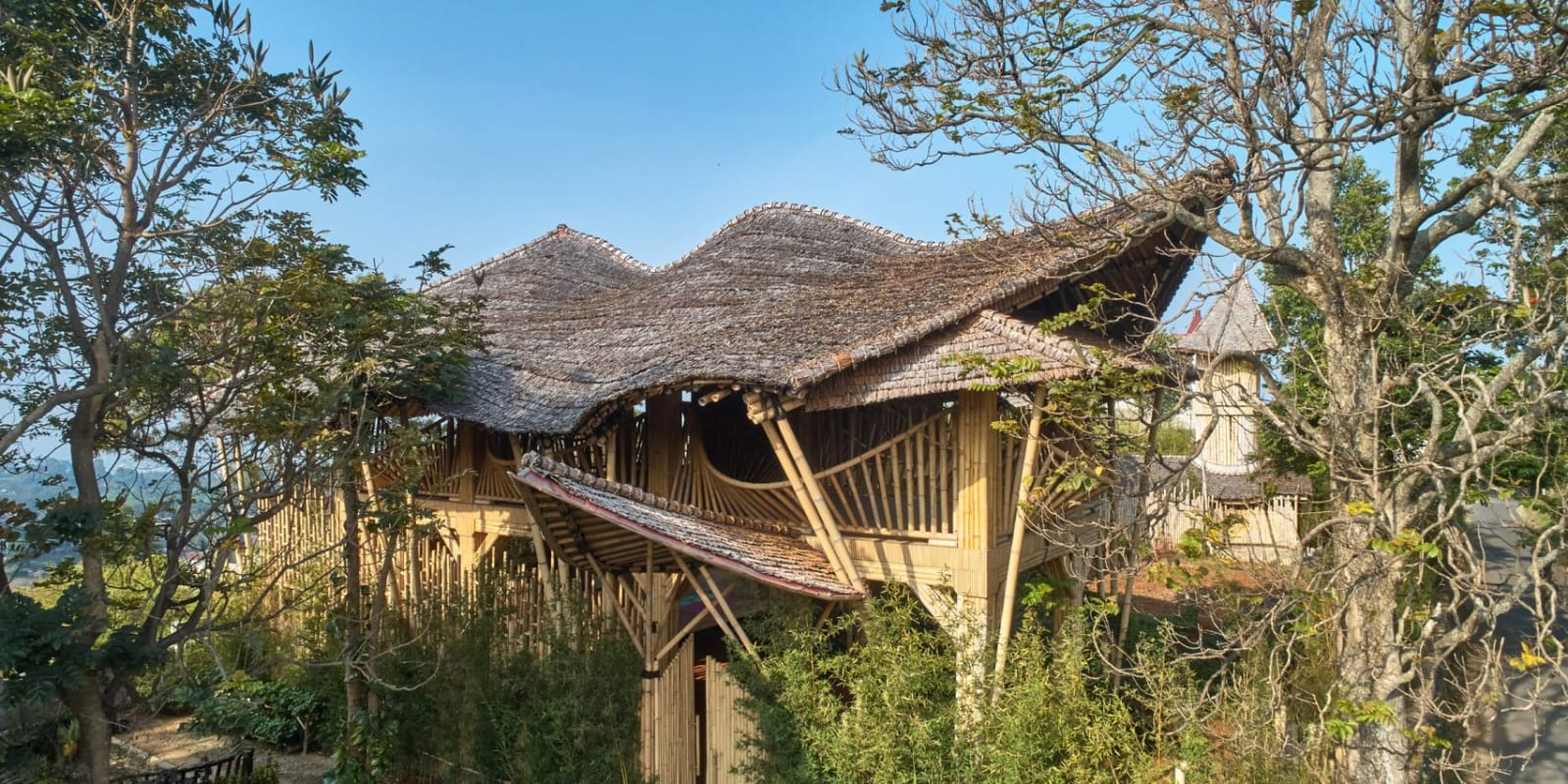 Bamboo home and community center, Indonesia, by RAW Architecture