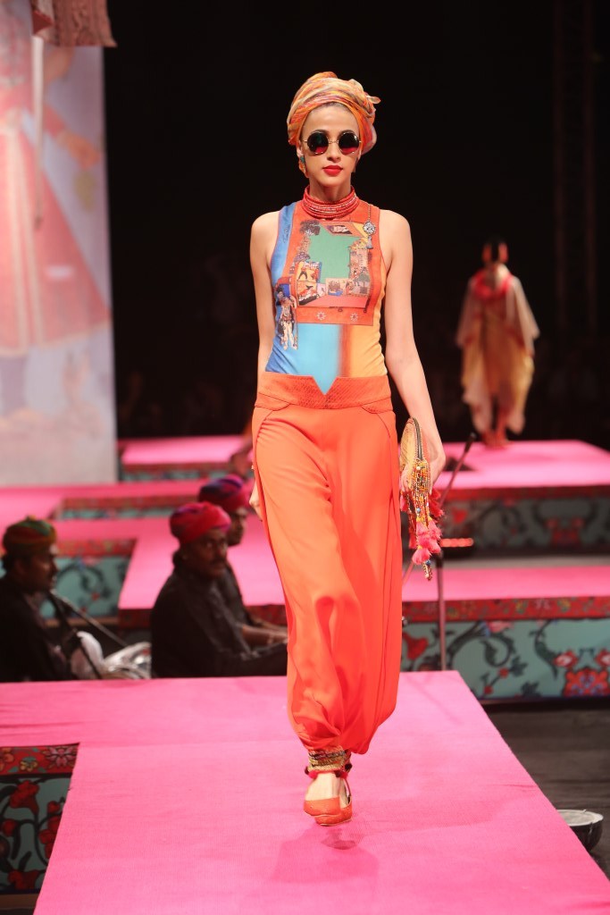 Model showcases fashion designer Tarun Tahiliani's creation