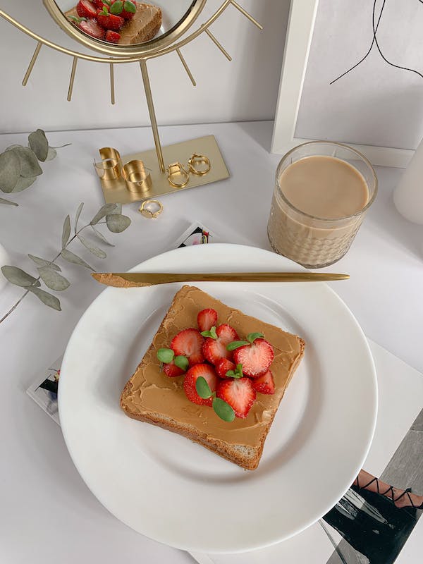 CHOCO NUTELLA FRENCH TOAST – A INDULGENT BREAKFAST TO START YOUR DAY!