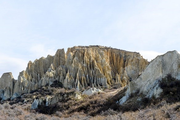 Clay Cliffs, Waitaki Whitestone Geopark. (Photo: Waitaki Whitestone Geopark)