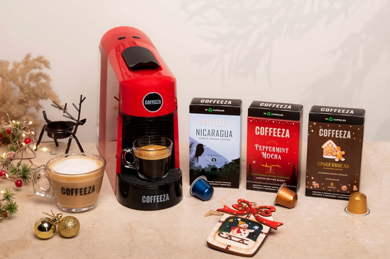  Coffeeza Finero Next Coffee Machine + Free 40 Capsules