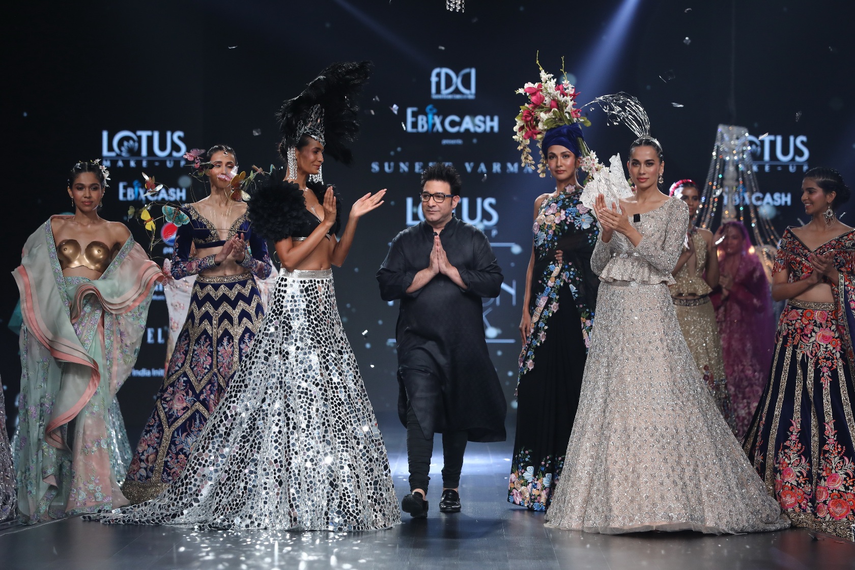 Collection by EBIXCASH presents Suneet Varma showcased at FDCI LMIFW SS'20