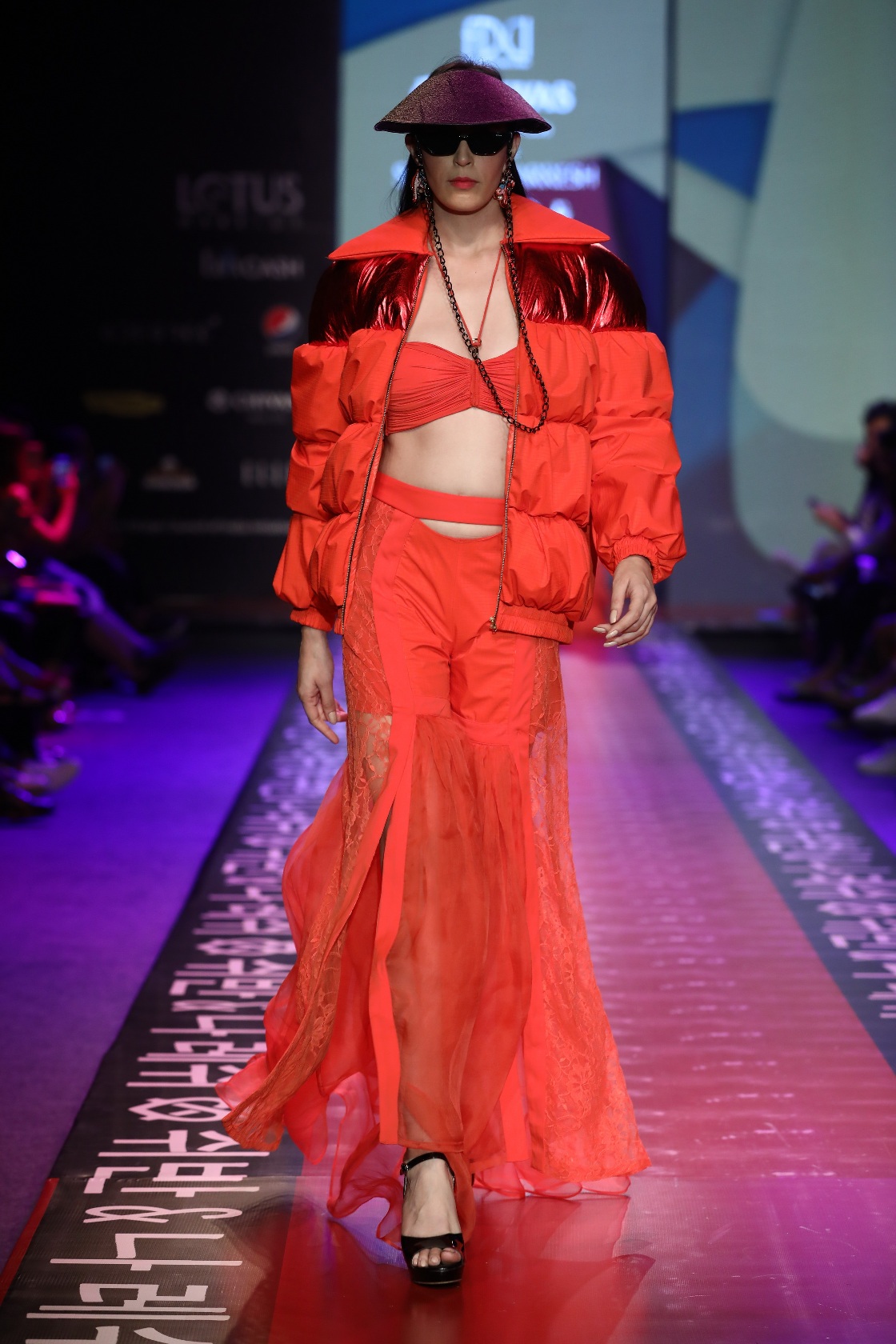 Collection by SHIVAN & NARRESH soowcased at FDCI LMIFW SS'20 