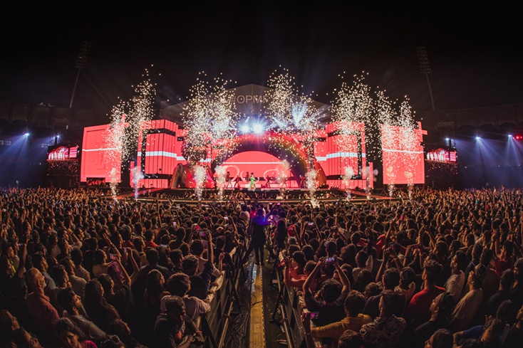 Fireworks at Global pop superstar Katy Perry's performance at the first ever OnePlus Music Festival in Mumbai_4