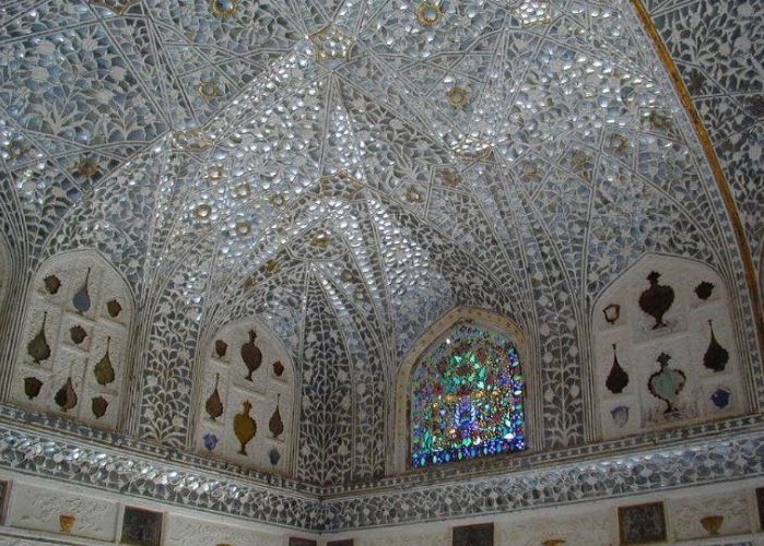 Sheesh Mahal ceiling