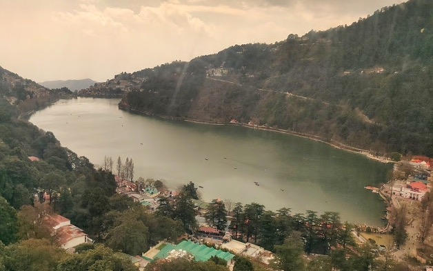 Naini Lake pre-sunset