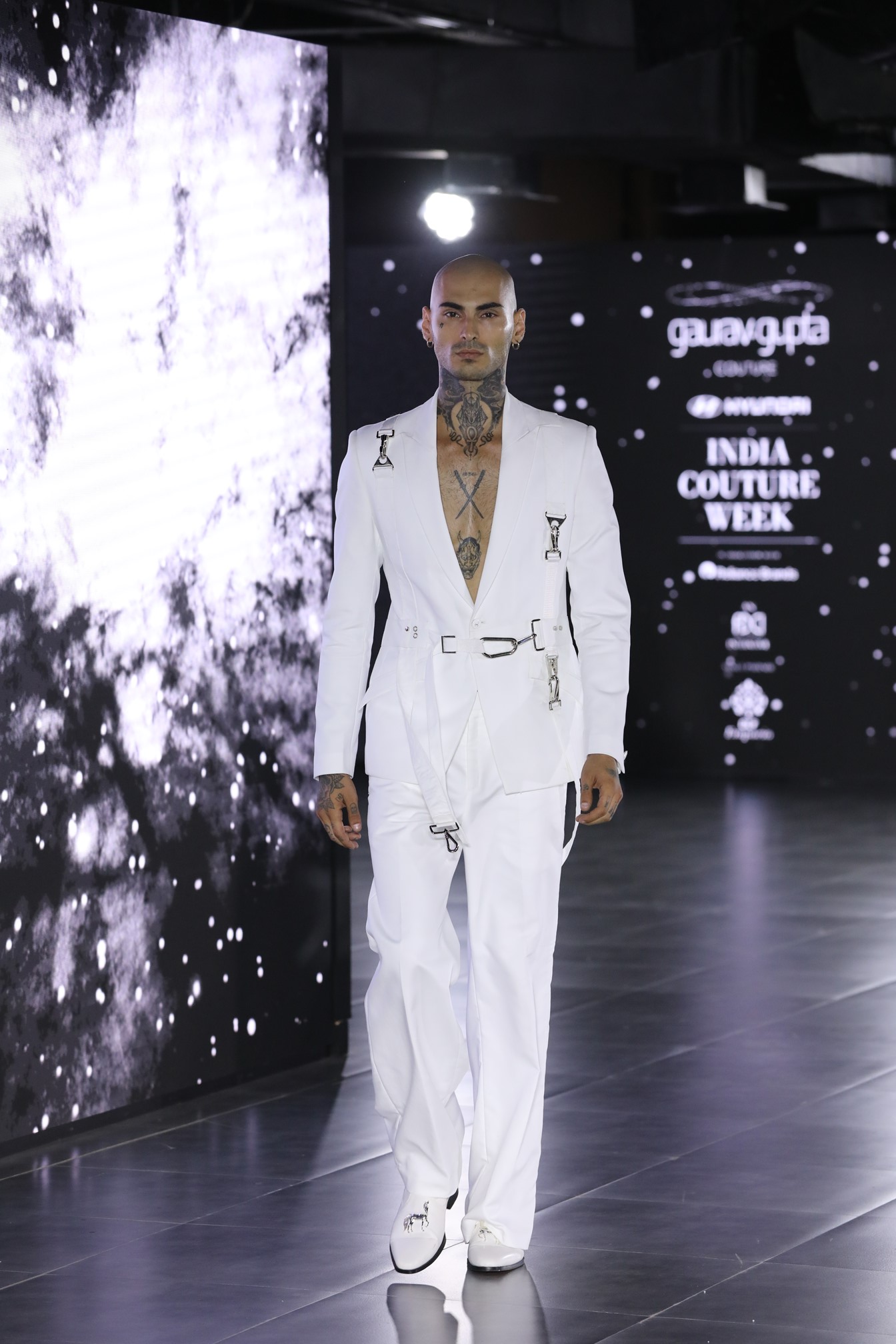 Gaurav Gupta collection at FDCI Hyundai India Couture Week 
