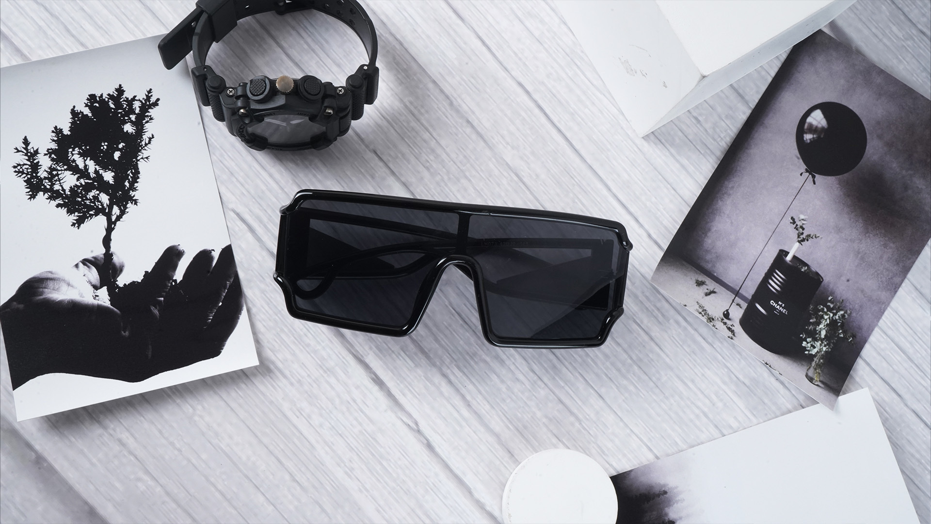 Voyage Black Wayfarer Sunglasses for Men & Women 