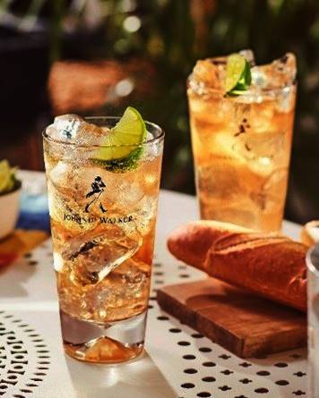 Johnnie festive highball