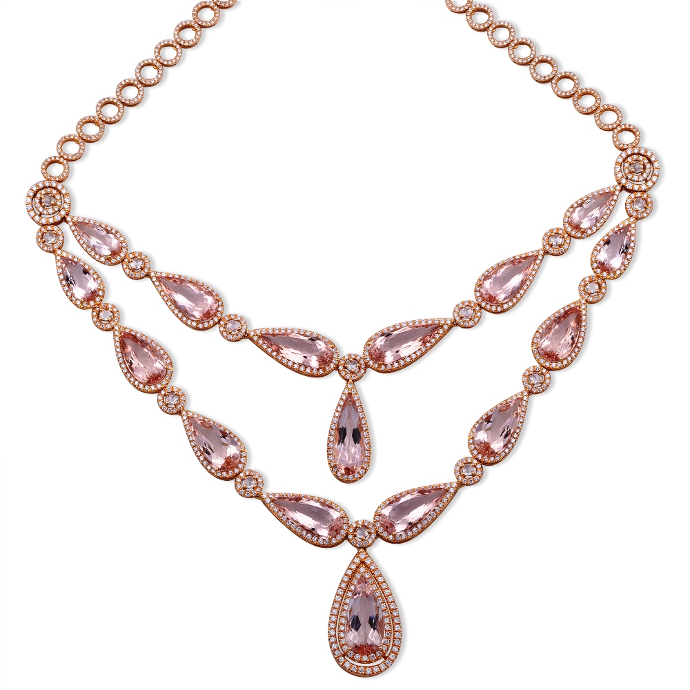 Necklace by Kohinoor Jewellers, Agra