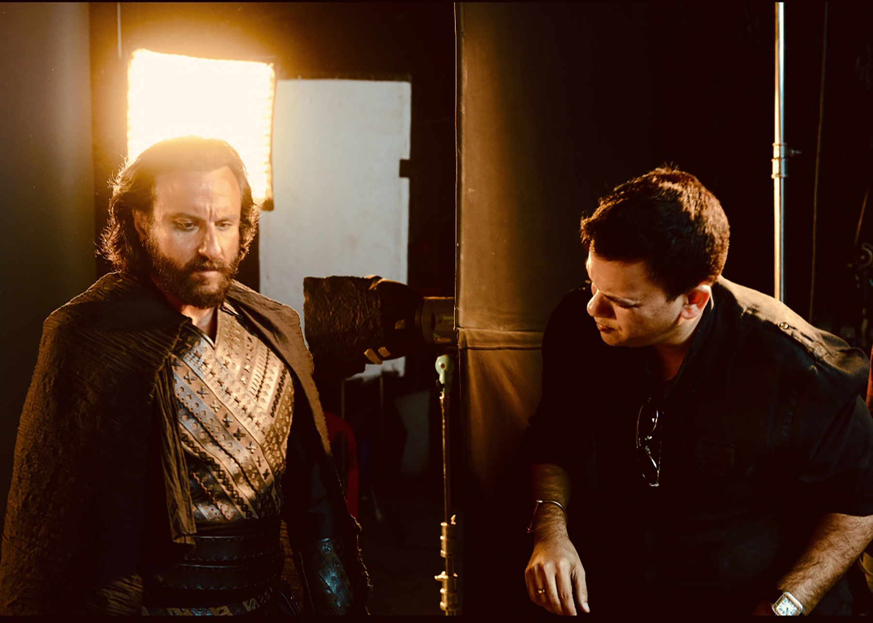 On set of Tanhaji, Saif Ali Khan and Nachiket Barve