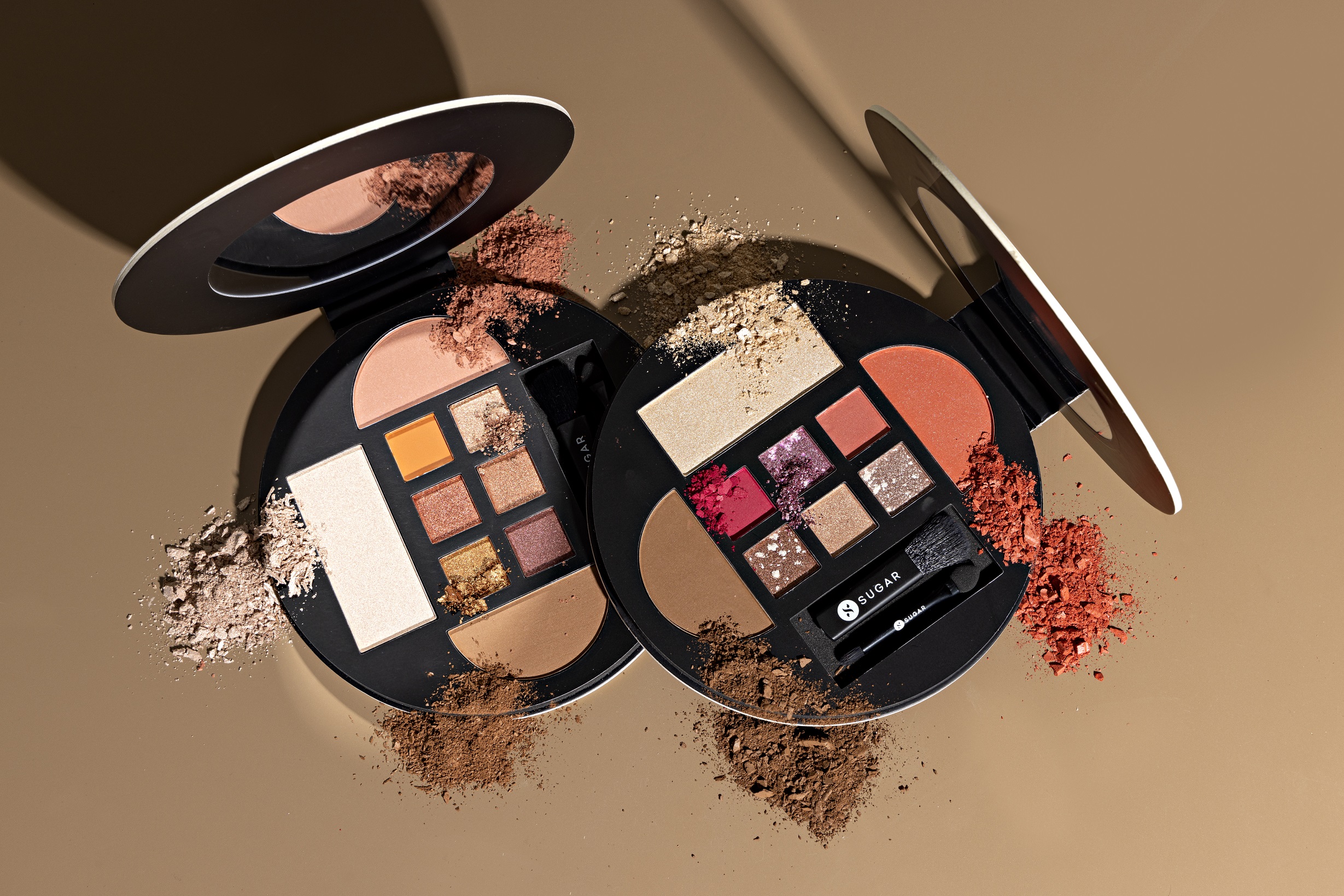 #OwnYourBeautyLook with SUGAR Cosmetics’ Contour De Force Eyes and Face Palette