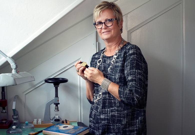 Sabine Kegel, Christie’s Head of Watches in Geneva, with the watch.