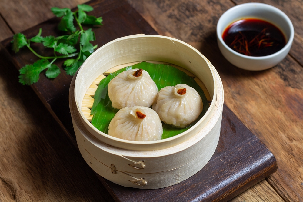Shanghai chicken dumpling with shaoxing wine