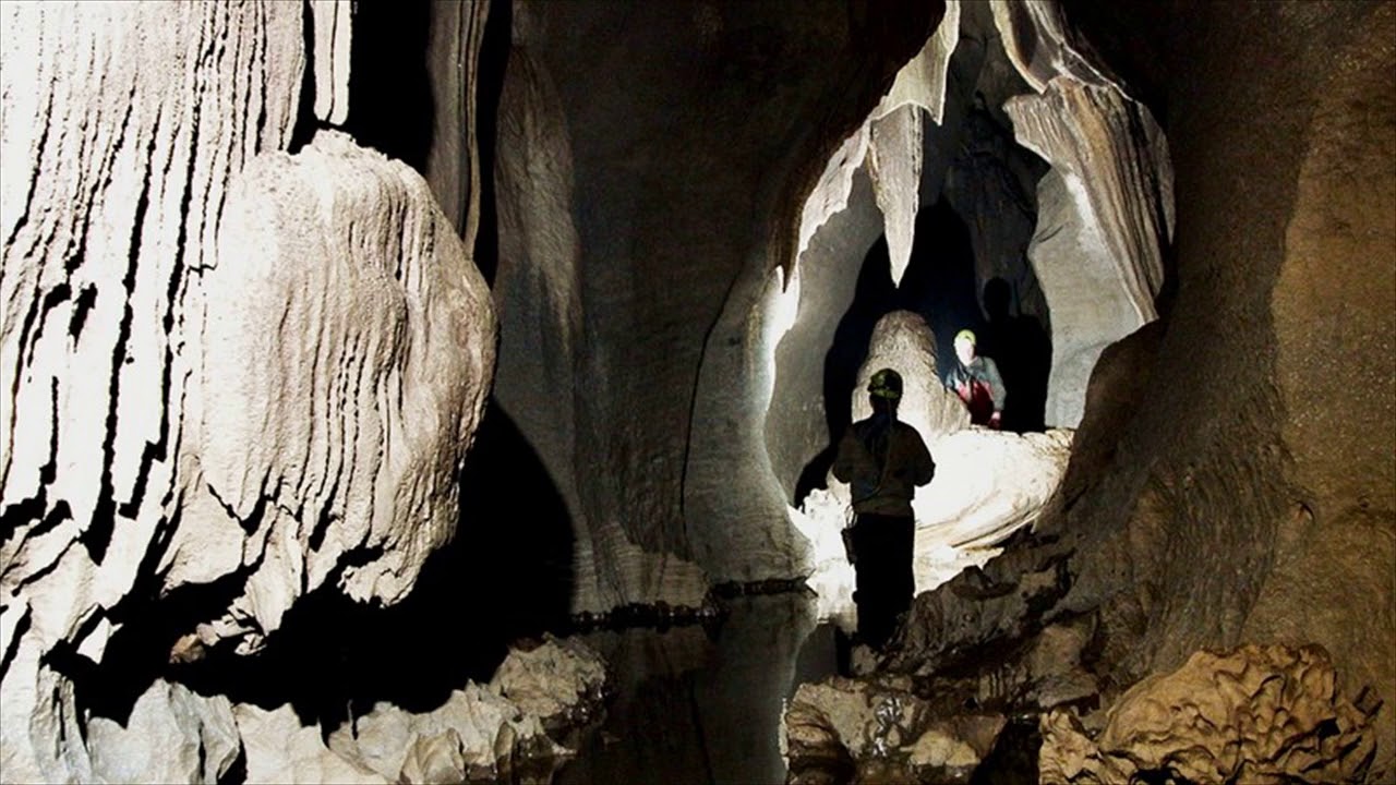 Thalon Caves, Manipur