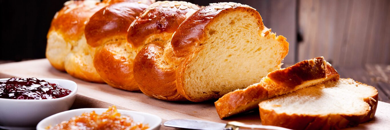 Treccia with ginseng coffee, the perfect sweet bread for breakfast by Lavazza India
