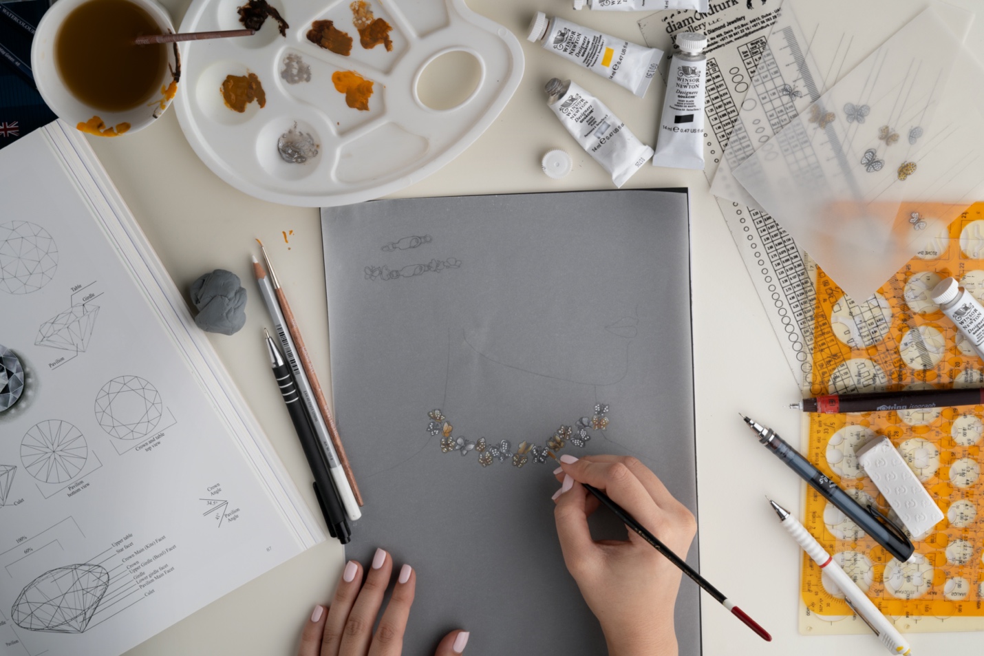 Sana Al Maktoum Fine Jewellery launches its first   ‘My Treasure’ collection pop up at Christie’s Dubai