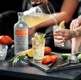 Absolut Mandrin Punch
