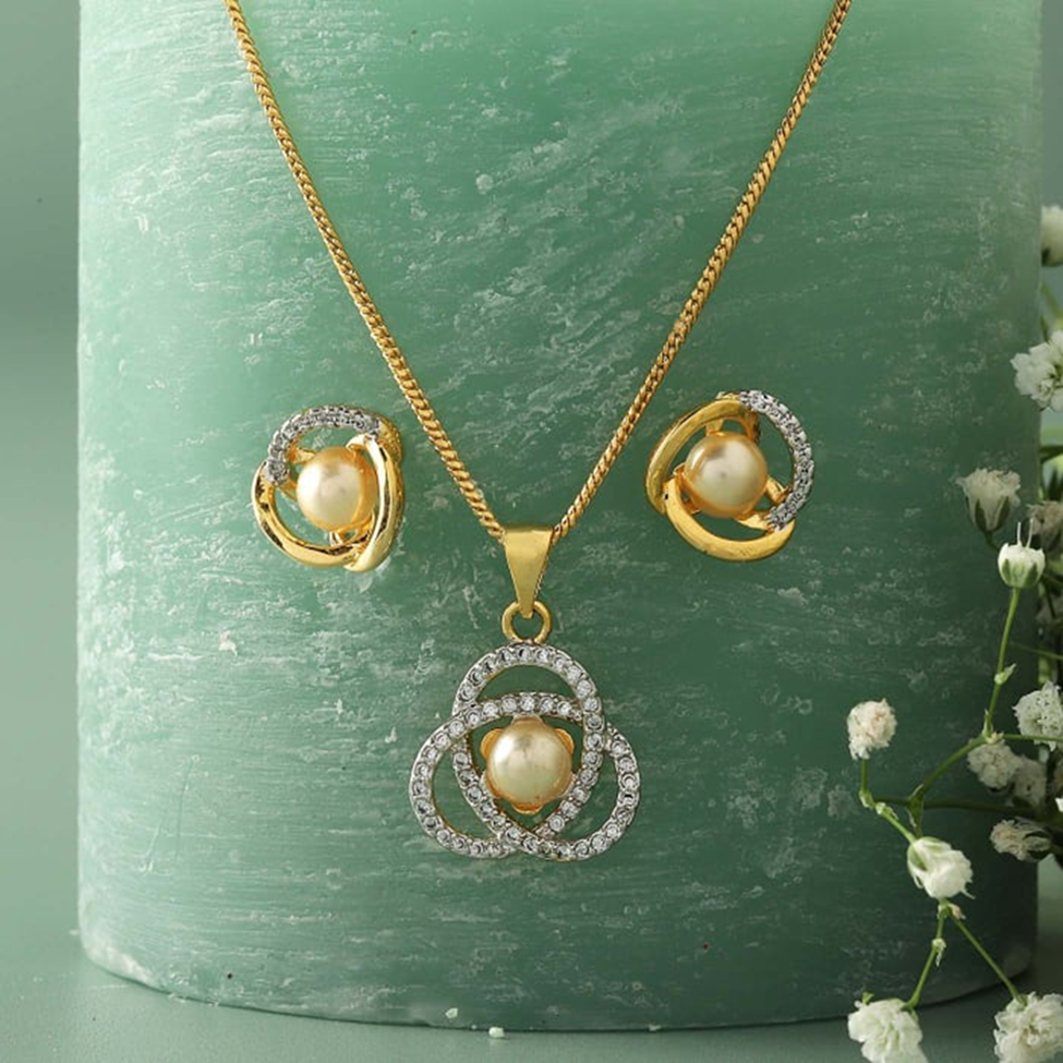 Earrings & Pendant set