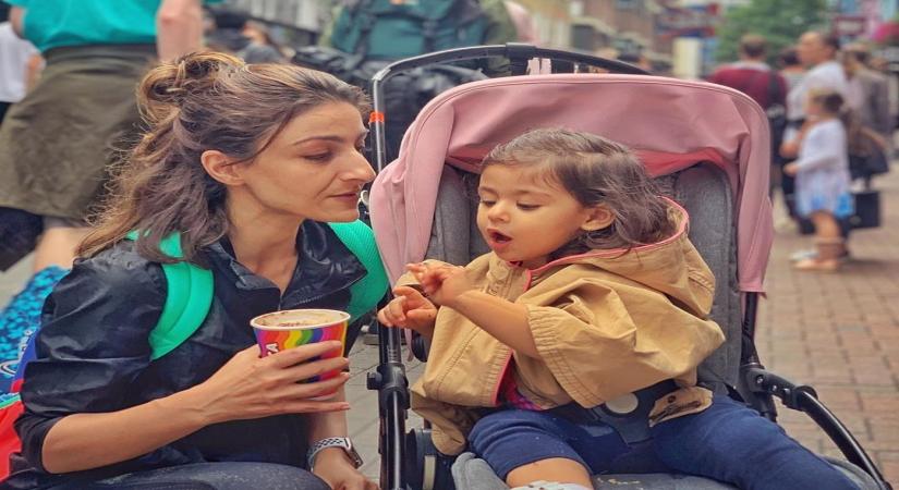 ctress Soha Ali Khan has said her daughter Inaaya is crazy about lipstick