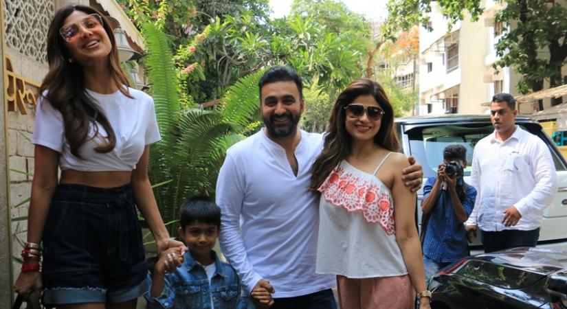 Actors Shilpa Shetty and Shamita Shetty