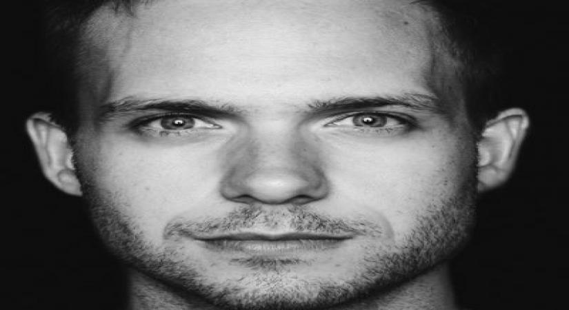 Patrick J. Adams. (Photo: Twitter/@halfadams)