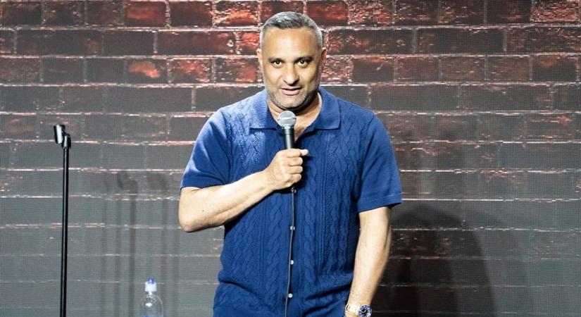  Indo-Canadian comedian Russell Peters