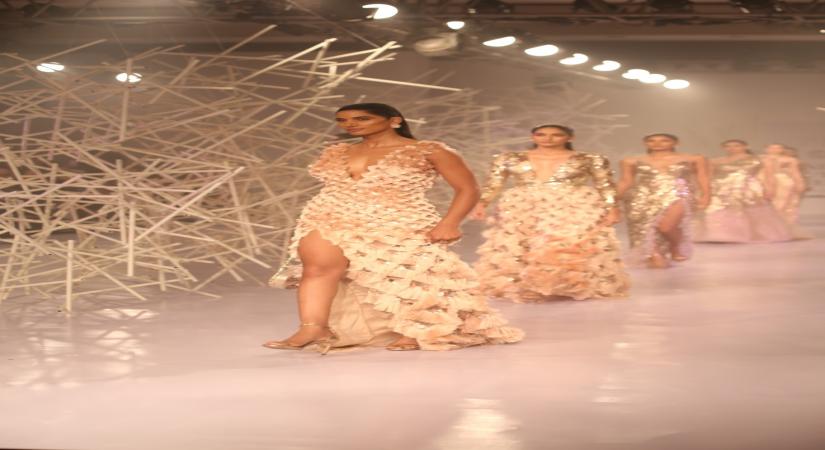 Couture debutants Pankaj and Nidhi showcased their maiden couture collection at ICW 2019