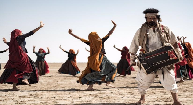 Gujarati film "Hellaro".