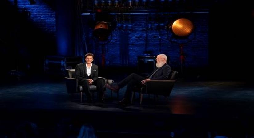 Superstar Shah Rukh Khan's special episode with popular American host David Letterman will go live on Netflix on October 25. Titled "My Next Guest with David Letterman and Shah Rukh Khan", Bollywood's King Khan has shared his story, and journey starting from Delhi to scaling new heights in showbiz with the host.