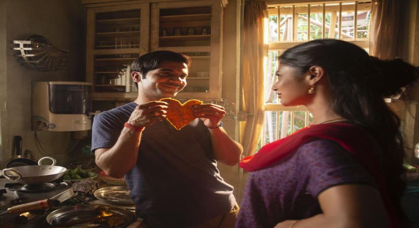 Actress Mouni Roy loves dancing and dance numbers, but she likes to do romantic tracks as well. Mouni got a chance to do a romantic song "Valam" in "Made In China", which also stars  Rajkummar Rao.