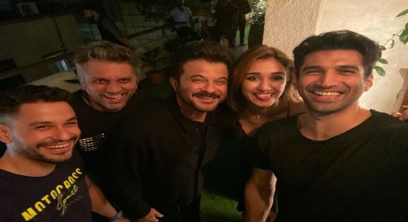 Filmmaker Mohit Suri has completed the shooting of his next film "Malang". Mohit on Monday took to Instagram and wrote: "Madness !! Mayhem !!Malang ! filmwrap." Along with the post, Mohit also shared a photograph in which the film's cast including actors Anil Kapoor, Disha Patani, Aditya Roy Kapoor and Kunal Kemmu can be seen posing with each other.