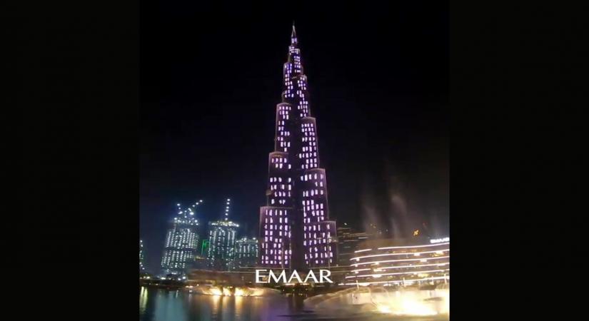 As popular American sitcom "Friends" turned 25 a day ago, fans all across the globe were seen paying tribute to the show. And amid such celebration, Dubai tourism had a special way to mark the 25th anniversary of "Friends". On Sunday, Dubai's  iconic skyscraper, the Burj Khalifa's projecting mapping show lit up to The Rembrandtsll be there for you" - also known as the theme tune of "Friends".