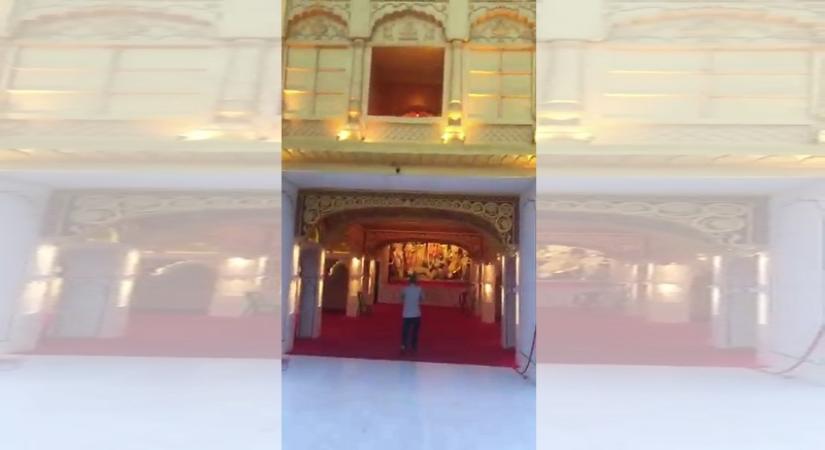 Veteran Punjabi Singer Gurdas Maan has cancelled his performance at a Durga Puja event in Kolkata after being informed of the venue's unethical encroachment of Sikh morals. Apparently while en route to the City of Joy, it was brought to the "Ki banu duniya da" hitmaker's attention that the performance venue displayed a replica of the Golden Temple (Harmandir Sahib) that did not go down well with Maan.