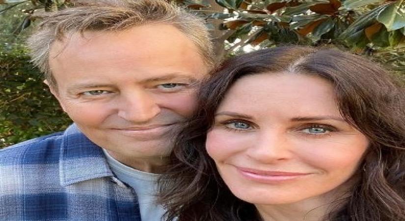Actress Courteney Cox sent "Friends" fans into a frenzy with her selfie with former co-star Matthew Perry from a lunch date. But that has left actress and close friend Jennifer Aniston wondering why didn't she get an invite to the lunch.