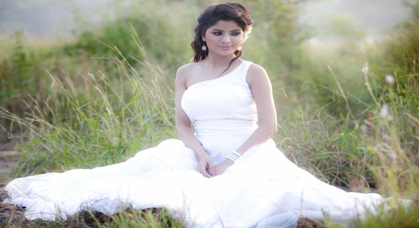 Chennai: Actress Gehana Vasisth during the photo shoot. (Photo: IANS). (Photo: IANS)