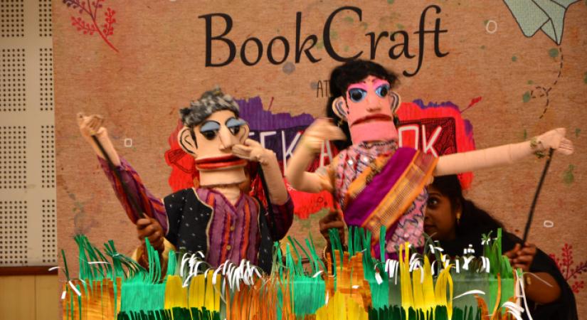 Fun with puppets at the Peek-A-Book Festival