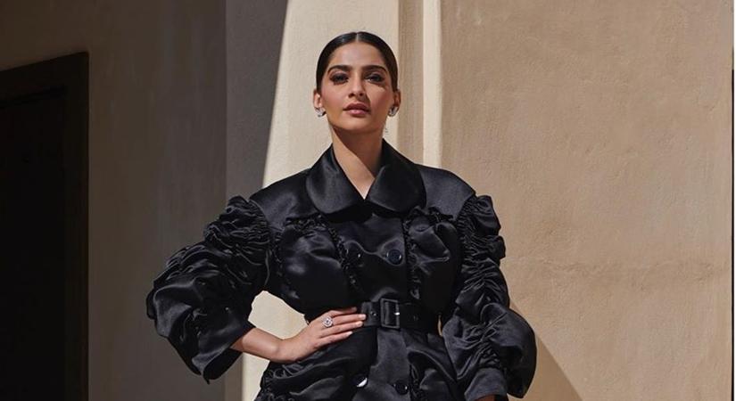 Sonam Kapoor Ahuja in Simone Rocha