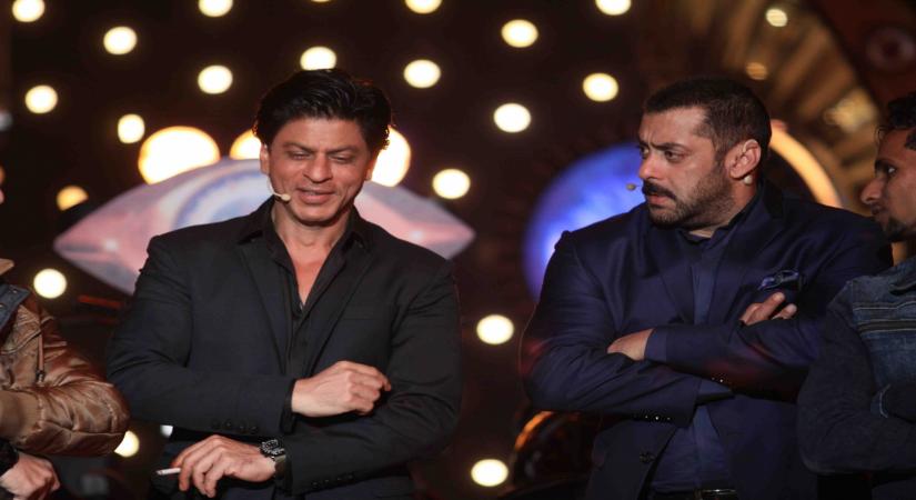 Mumbai: Actors Shah Rukh Khan with Salman Khan on the sets of Bigg Boss season 9 during the promotion of film Dilwale in Lonavala on Dec 19, 2015. (Photo: IANS)