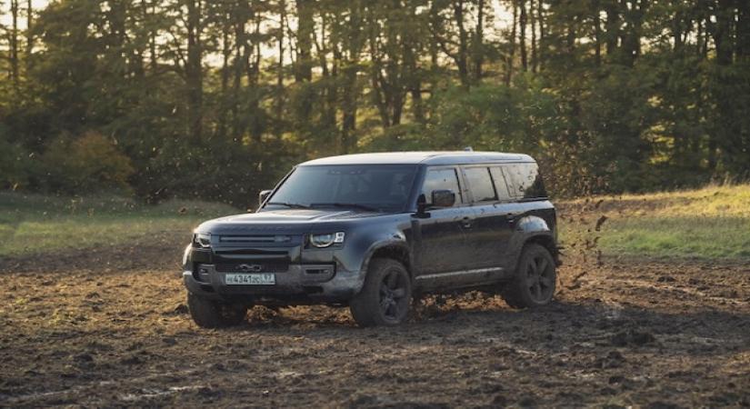 Land Rover's New Defender will be making a starry appearance alongside Daniel Craig  in the upcoming "No Time To Die" as the car has been used for several stunt sequences.