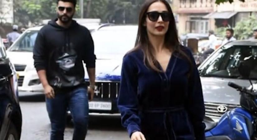 "Panipat" star Arjun Kapoor was photographed with actress Malaika Arora celebrating Christmas together, and the moments have gone viral on the social media.