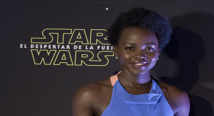MEXICO CITY, Dec. 9, 2015 (Xinhua) -- Actress Lupita Nyong'o poses during an event to promote the new Star Wars movie "The Force Awakens", in Mexico City, capital of Mexico, on Dec. 8, 2015. (Xinhua/Alejandro Ayala) (da) (sp/IANS)