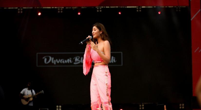 Singer Dhvani Bhanishali 