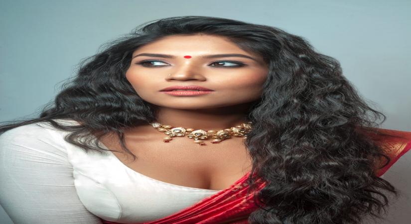 Actress Shruti Bapna.